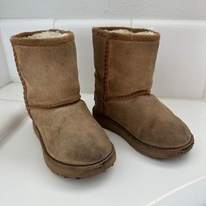 Kids Tan Ugg Boots size 8